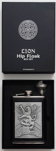 Lion Hip Flask Box Set